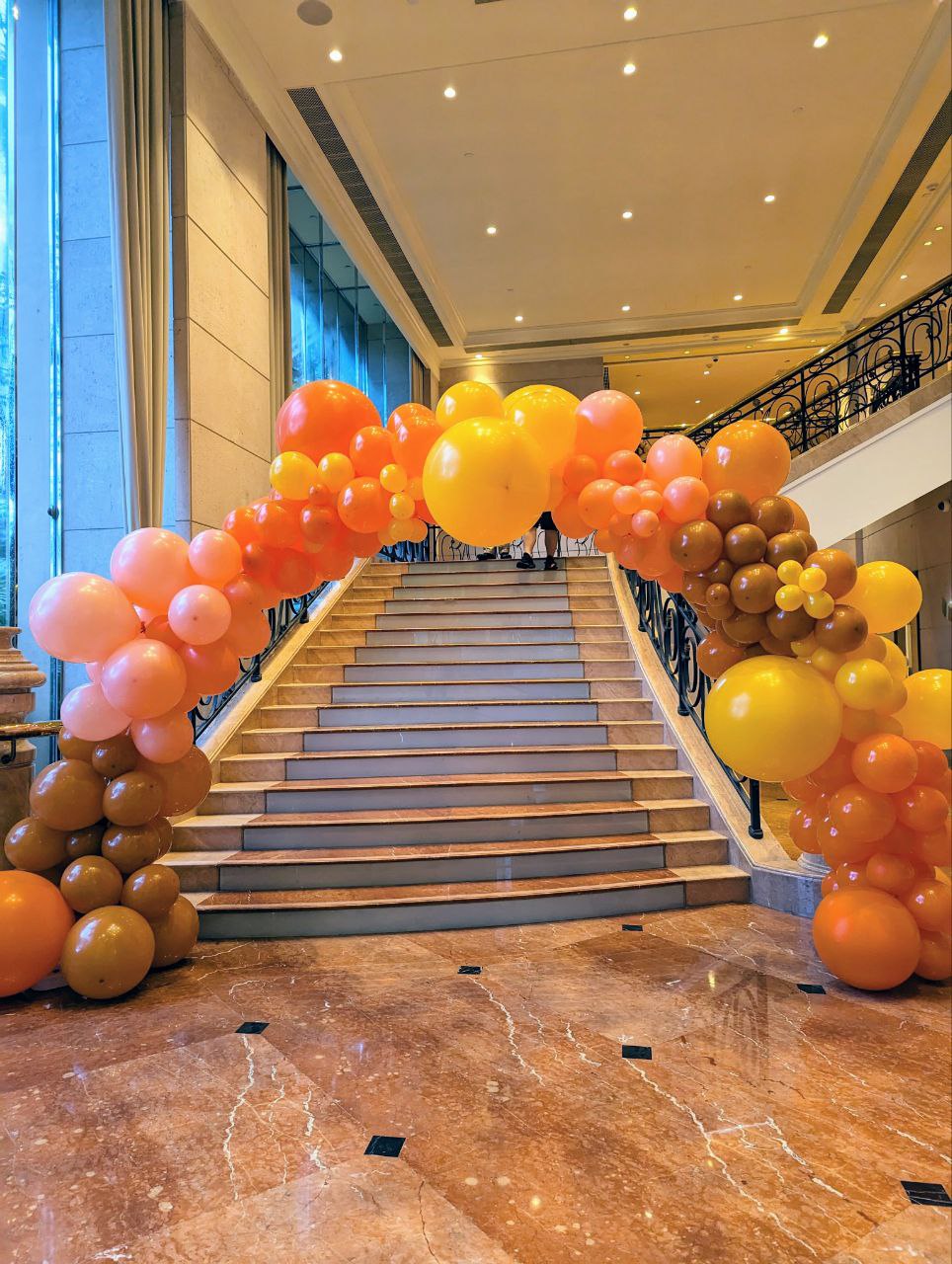 氣球拱門(橙黃配色)
